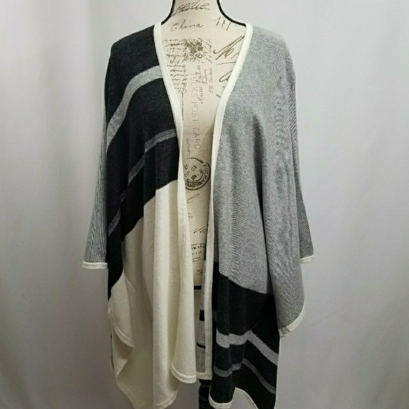 😘HOST PICK 🧚‍♀️NYDJ Cashmere Cardigan Plus Size - Picture 8 of 8